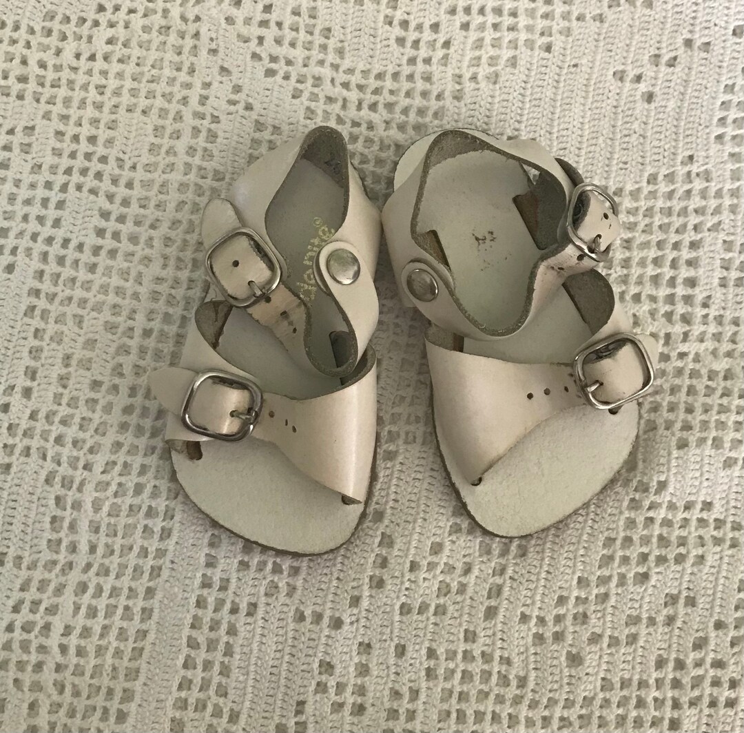 Stride rite aubrey sneaker shop