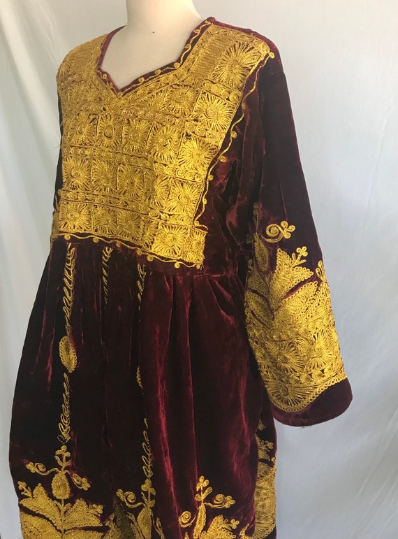 1970s Ornate Embroidered Velvet Dress - Boho Velv… - image 3