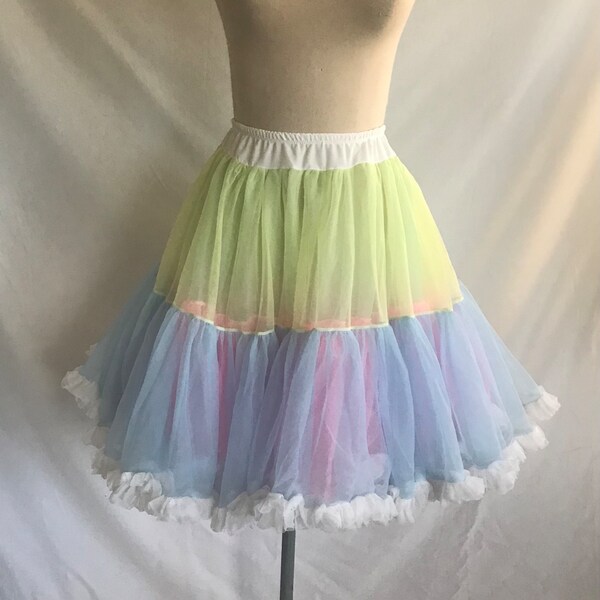 70s PASTEL Nylon Full Circle Double Layer Petticoat Slip -Size L XL -Square Dance Petticoat -Harajuku -Ruffle Slip -Full Skirt Petticoat