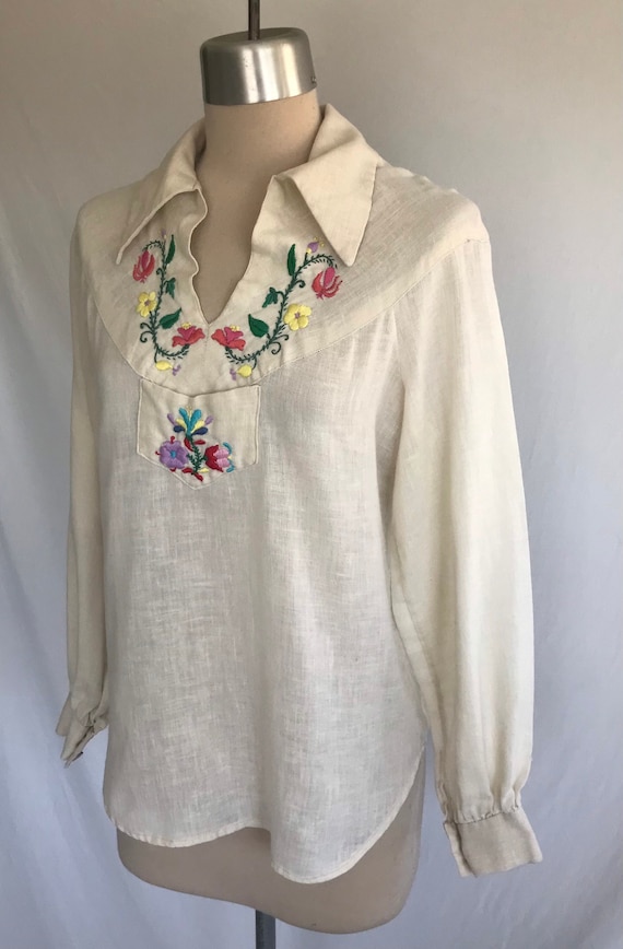 Vintage 60s/70s Hand Embroidered Chambray Blouse, Hippie Cottagecore Top S
