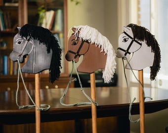 アンティークなビクトリア朝の馬の棒のおもちゃ（車輪付き） - Etsy 日本