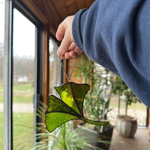 Handmade Ginkgo Leaf Stained Glass Window Hanging Sun-Catcher