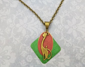 Stylish Cat Red and Green Necklace