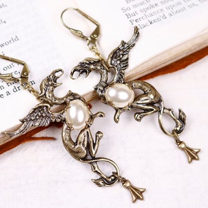 Cream Pearl Medieval Gryffon Earrings, Griffon, Renaissance Jewelry, Tudor, Ren Faire, Bridal Jewelry, Garb, Mythology, Myth, Wedding, E22 image 1