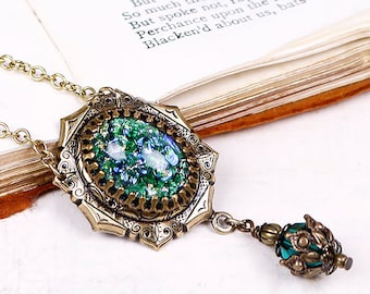Renaissance Necklace, Emerald Jewel Necklace, Tudor Costume, SCA Garb, Medieval Wedding, Ren Faire, Renaissance Pendant Necklace, N1