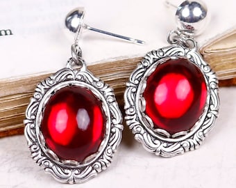 Red Victorian Earrings, Ruby Glass Renaissance Jewelry, Medieval Jewelry, Ren Faire Wedding, Bridesmaid, Bridal, Victorian Jewelry, E5