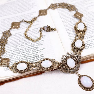 White Opal Victorian Necklace, Crystal Renaissance Bridal Jewelry, Medieval Wedding, Ren Faire, Festival, Bridesmaid, SCA, N11