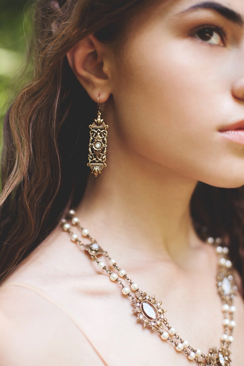 Boucles d'oreilles en filigrane français, cristal vert fougère, boucles d'oreilles de mariée victoriennes violettes, bijoux de mariée, mariage Ren Faire, E21 image 2