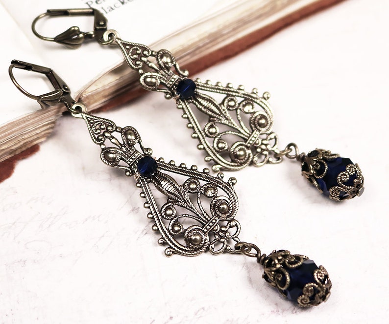 Black Renaissance Earrings Ren Faire Accessories Tudor Etsy