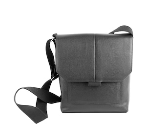 Sense - messenger bag with front pocket/black tumbled leather/suede lining/adjustable shoulder strap/unisex/handmade in Canada