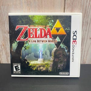 The Legend of Zelda: A Link Between Worlds for Nintendo 3DS Replacement Case - NO GAME CARTRIDGE
