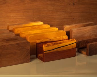 Wooden cutting board holder, made of oak, walnut or beech, minimalist board stand for boards up to 5 cm thick