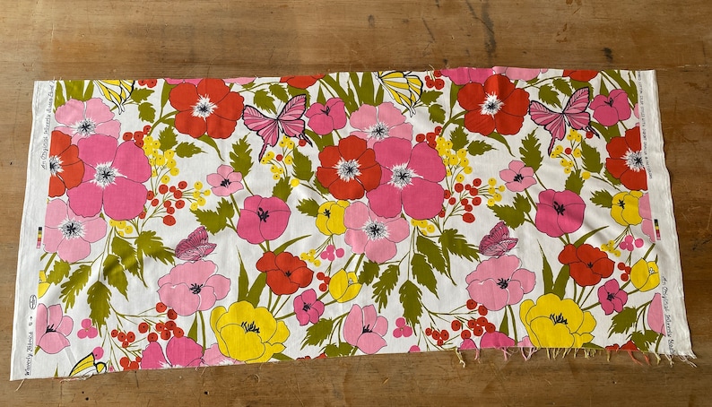 Vintage 1970s Waverly Glosheen Papillion Flower Power Fabric Scrap, Vintage Floral and Butterfly Fabric Scrap PIECE B: 46" x 20"