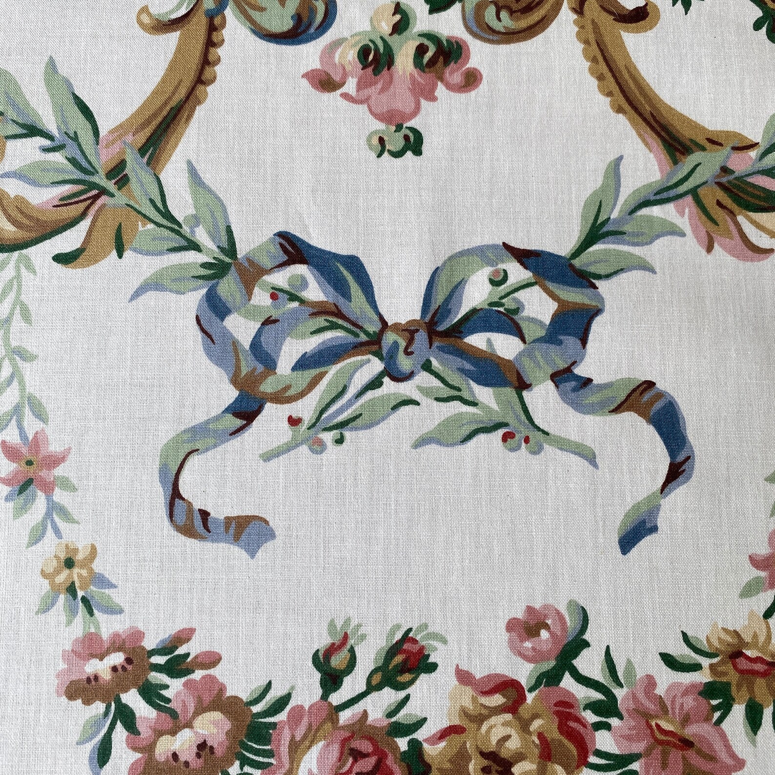 Vintage 1991 Greeff Fabrics Floral Urn Chintz Fabric Vintage Etsy