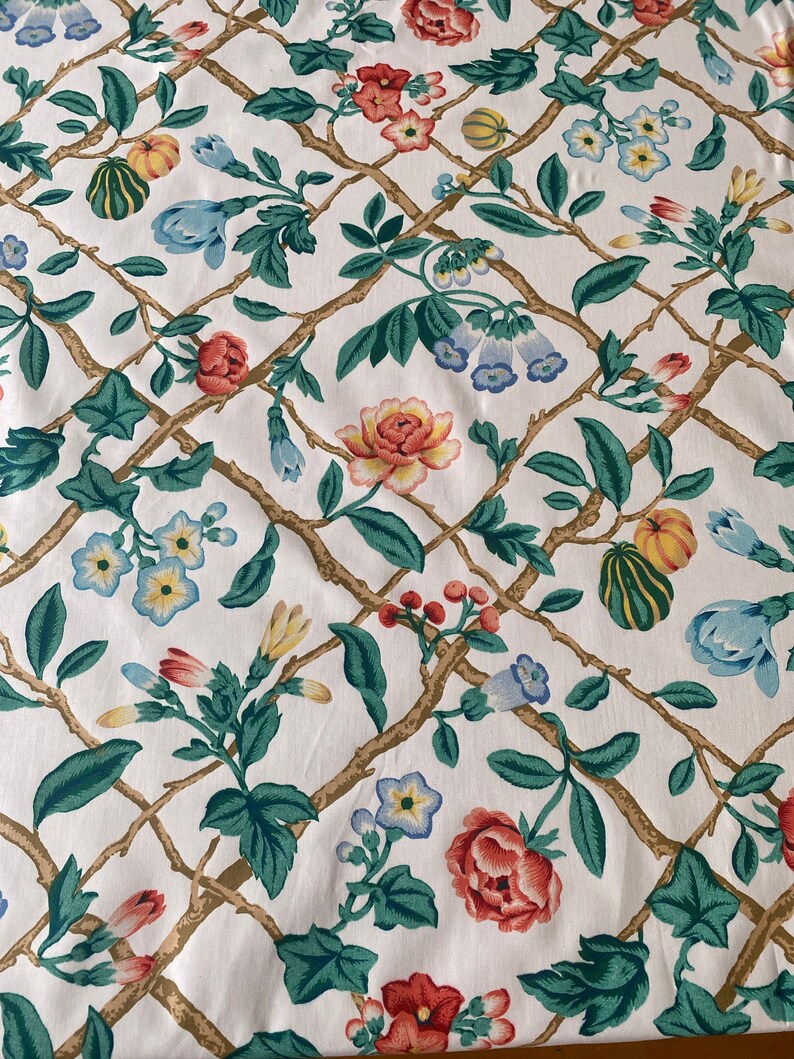 Cottage Core Fabric, Vintage 1990 "Isabela Trellis" Chintz by E. C. Carter, Vintage 1990s Trellis and Gourd Fabric, Vintage Trellis Chintz Fabric, Granny Chic Fabric