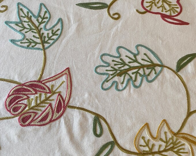 Vintage 1990s Crewel Work Fabric Scrap, Vintage Sparse Crewel Work