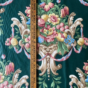 Vintage 1990s Di Lewis English Garden Collection 2 Emerald Green Chintz Fabric, Vintage 1990s Green Floral Chintz, Grandmillennial fabric image 5