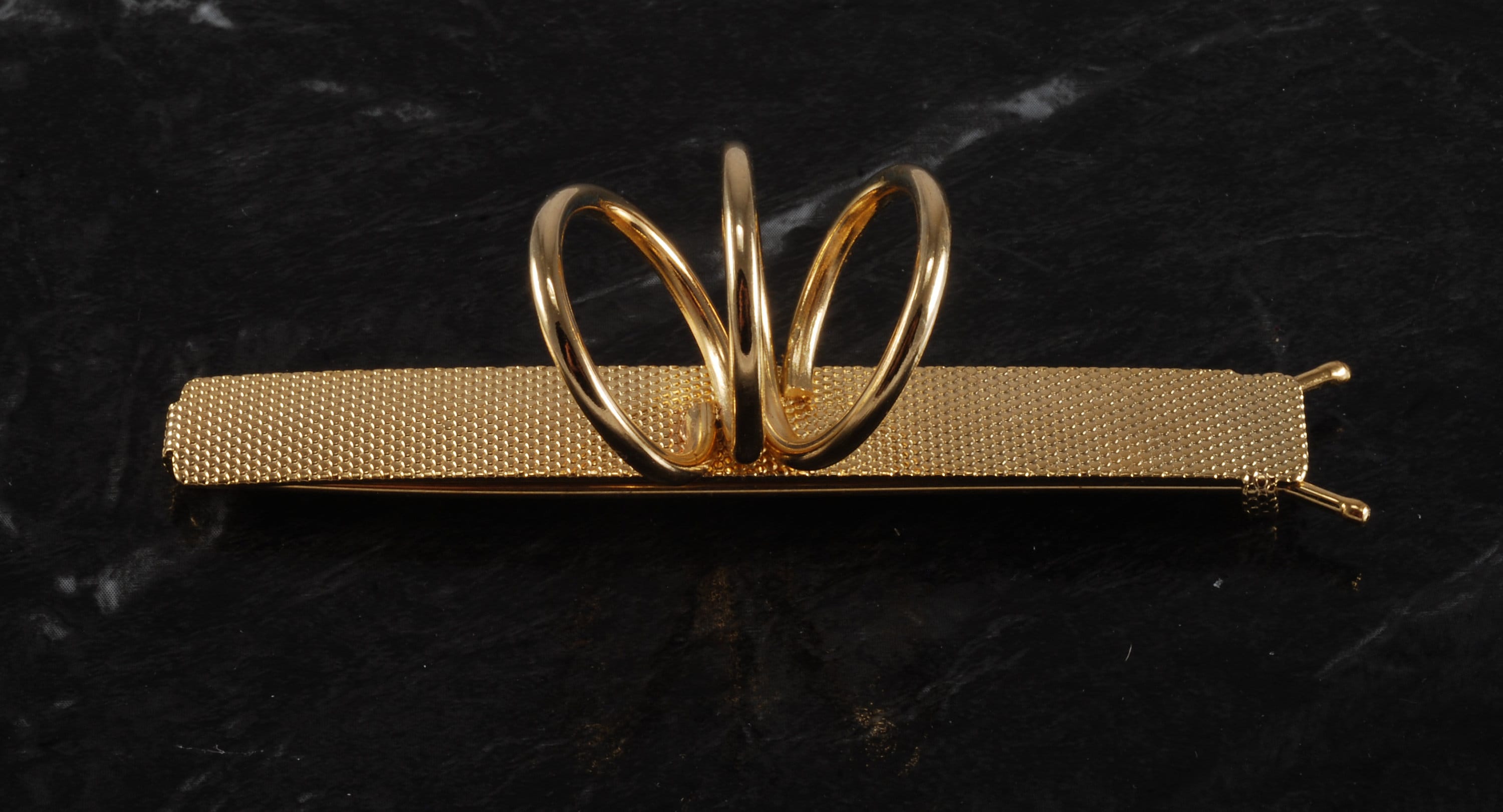 Vintage Hair Barrette Gold Tone Metal Spiral Top Textured Hair Accessory
