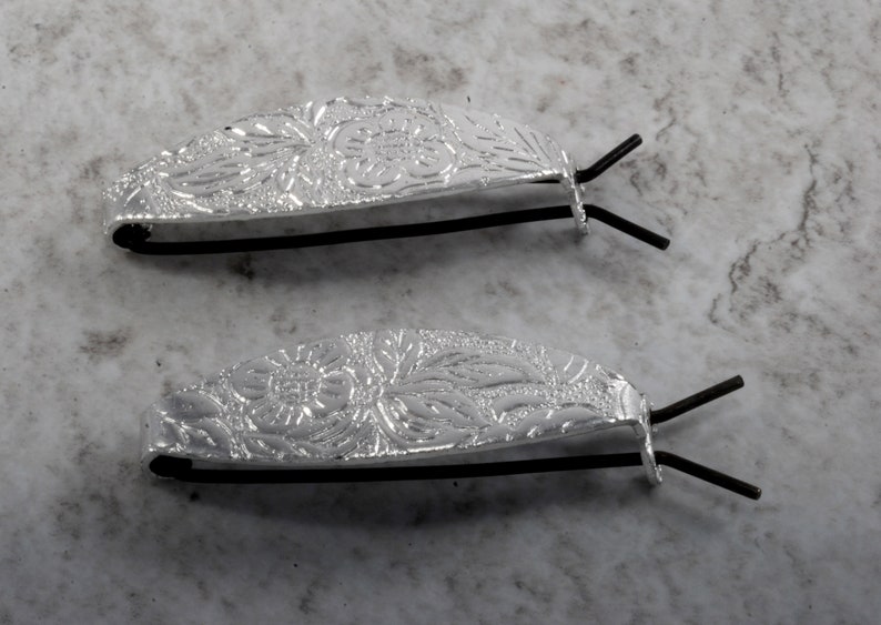 Vintage Barrette Pair Silver Tone Metal Oval Etched Design Small Light Weight C
