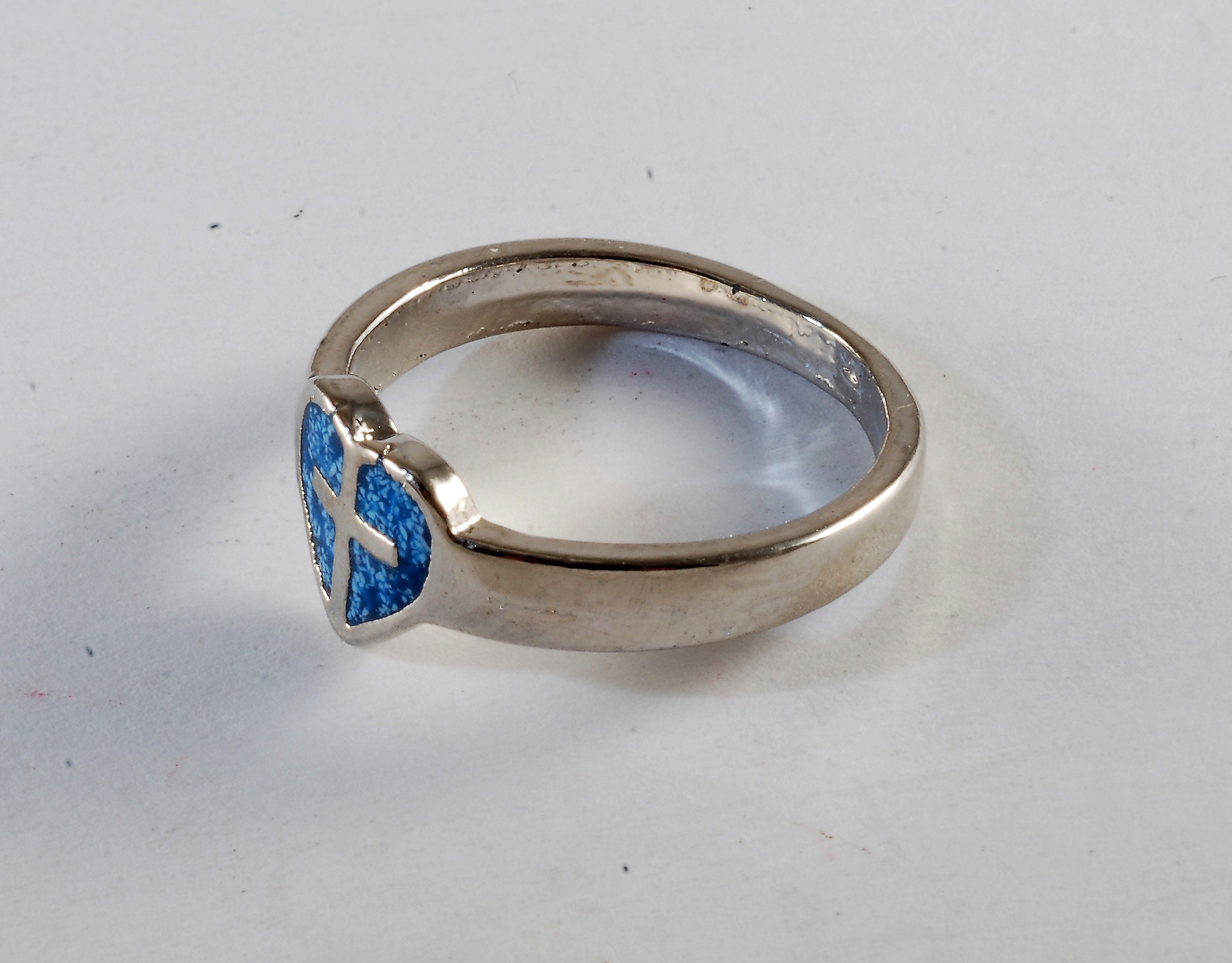 Vintage Fashion Ring Silver Tone Metal Blue Heart Cross