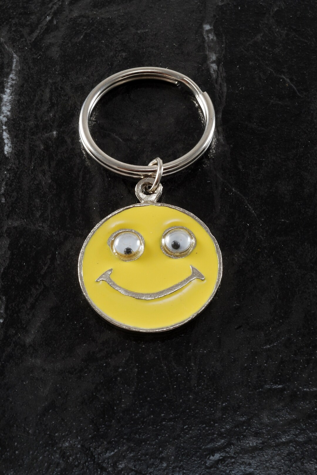VTG Key Chain Googly Eyes Smiley Face Silver Tone Metal Yellow Etsy