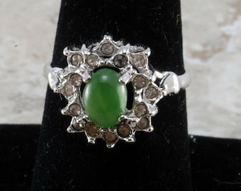Vintage Ladies Cocktail Ring Green Jade With Rhinestones Size 9.5 Silver Metal