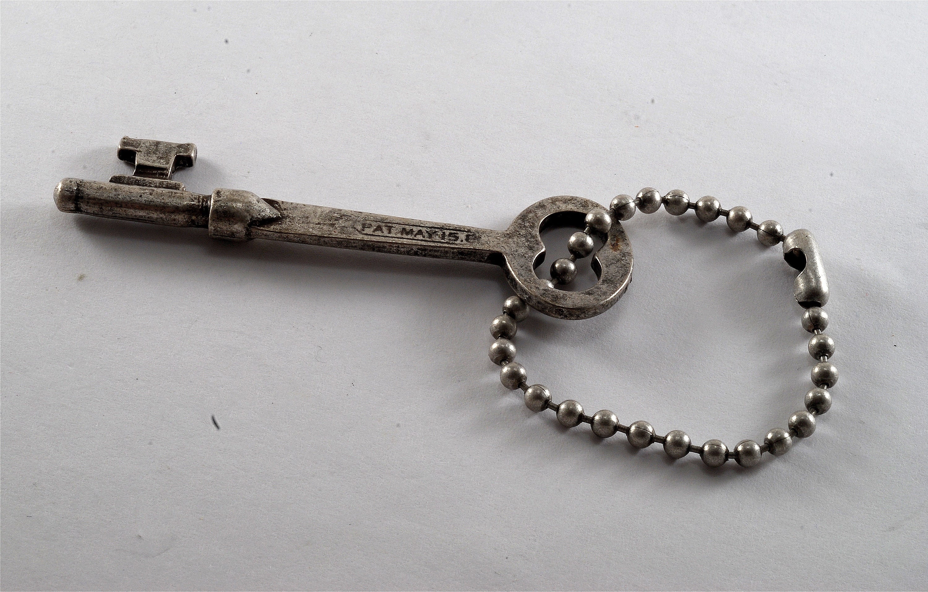 数量限定 707号室(ナナマルナナ) 古鍵ペア 金属 刻印 アンティークキー Antique Skeleton Key Sargent and Co. 6 Pat May 15 8 Key 2 5/8