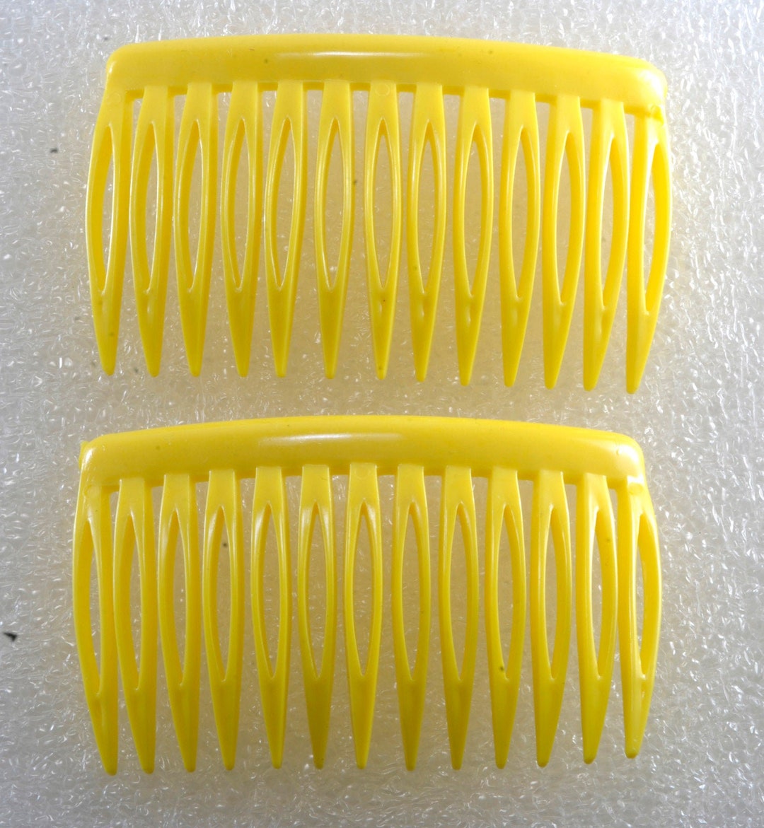 Vintage Side Comb Pair Yellow Plastic Hair Accessory Combs Etsy Norway