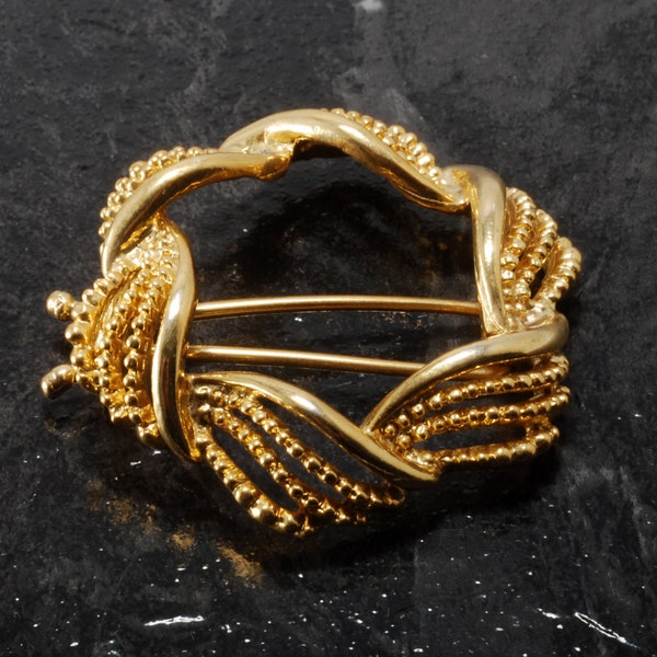 Vintage Hair Barrette Gold Metal Round Wreath STyle CLip Hair Accessorie