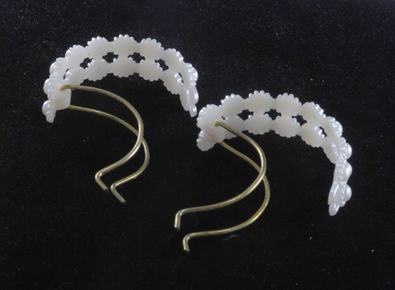 Vintage Pony Tail Hair Barrette Pair White Faux P… - image 4