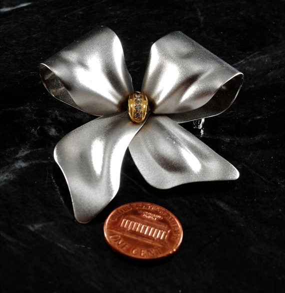 Vintage Bow Brooch Signed Tona Rhinestone Silver … - image 6