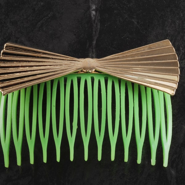 Vintage métal Topper ton or arc peigne en plastique vert accessoire de peigne