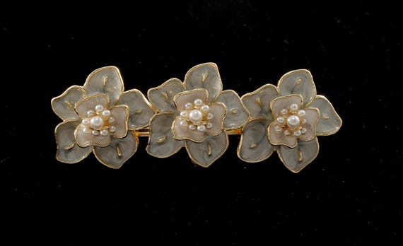 Vintage Hair Barrette Gold Tone Metal Enamel Flower Faux Pearl Top Hair Accessory 2 1/2" x 1"