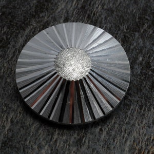 Vintage Schal Clip Kämmchen silberfarbenes Metall signiert Westdeutschland Zubehör