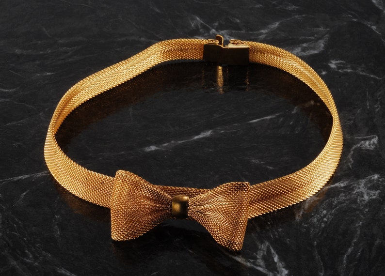 Vintage Bow Necklace Choker Gold PLated Mesh Metal Pinch Clasp 14 image 1