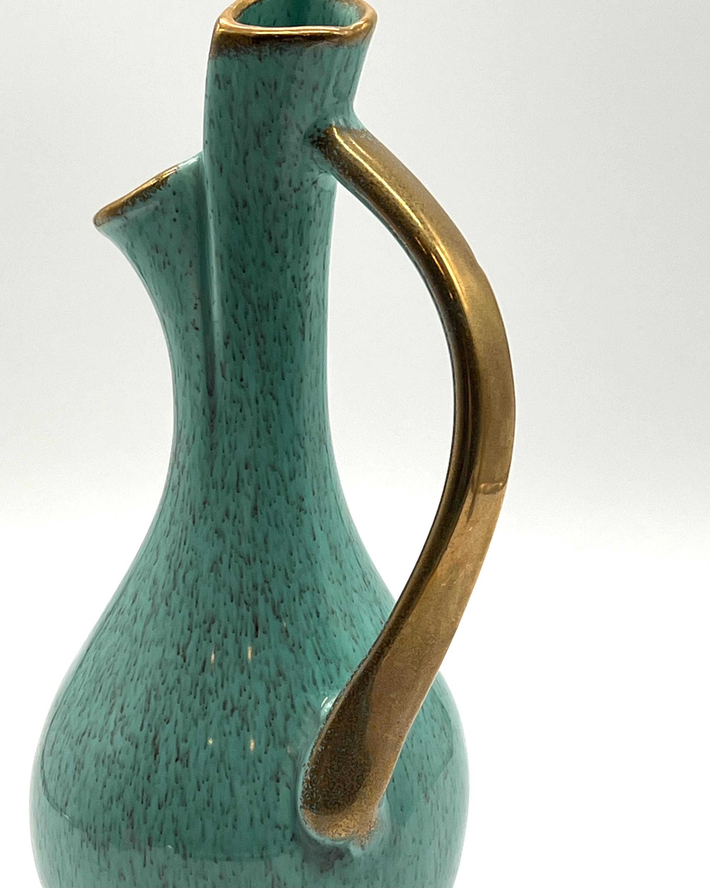 ヴィンテージのターコイズ斑点陶器製水差し：金の縁取り、1950年代