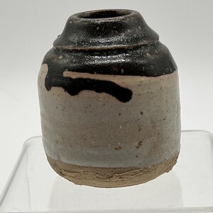 Suzanne Ormond Small Brown Beige Pot  Vase New Orleans Newcomb College Studio Art