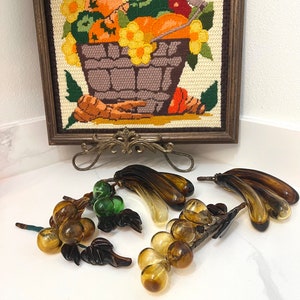 Vintage MCM Handblown Grapes of varying sizes and shapes.