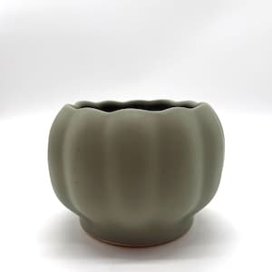 Vintage Gilmer Potteries Matte Green Melon 335 Planter Texas Pottery