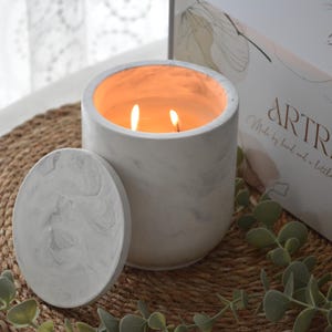 Large Concrete Vegan Soy Wax Candle, Marble Looking, Modern, Personalized Scented Candle, Housewarming Gift, Gift for Friend, Decoration