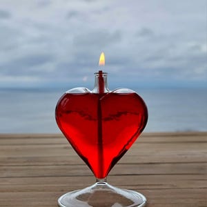 Valentinstag Geschenk, herzförmige Glas Öllampe, handgefertigte Öllampe, Valentinstag, Glas Öllampe, moderne Öllampe, mundgeblasenes Glas