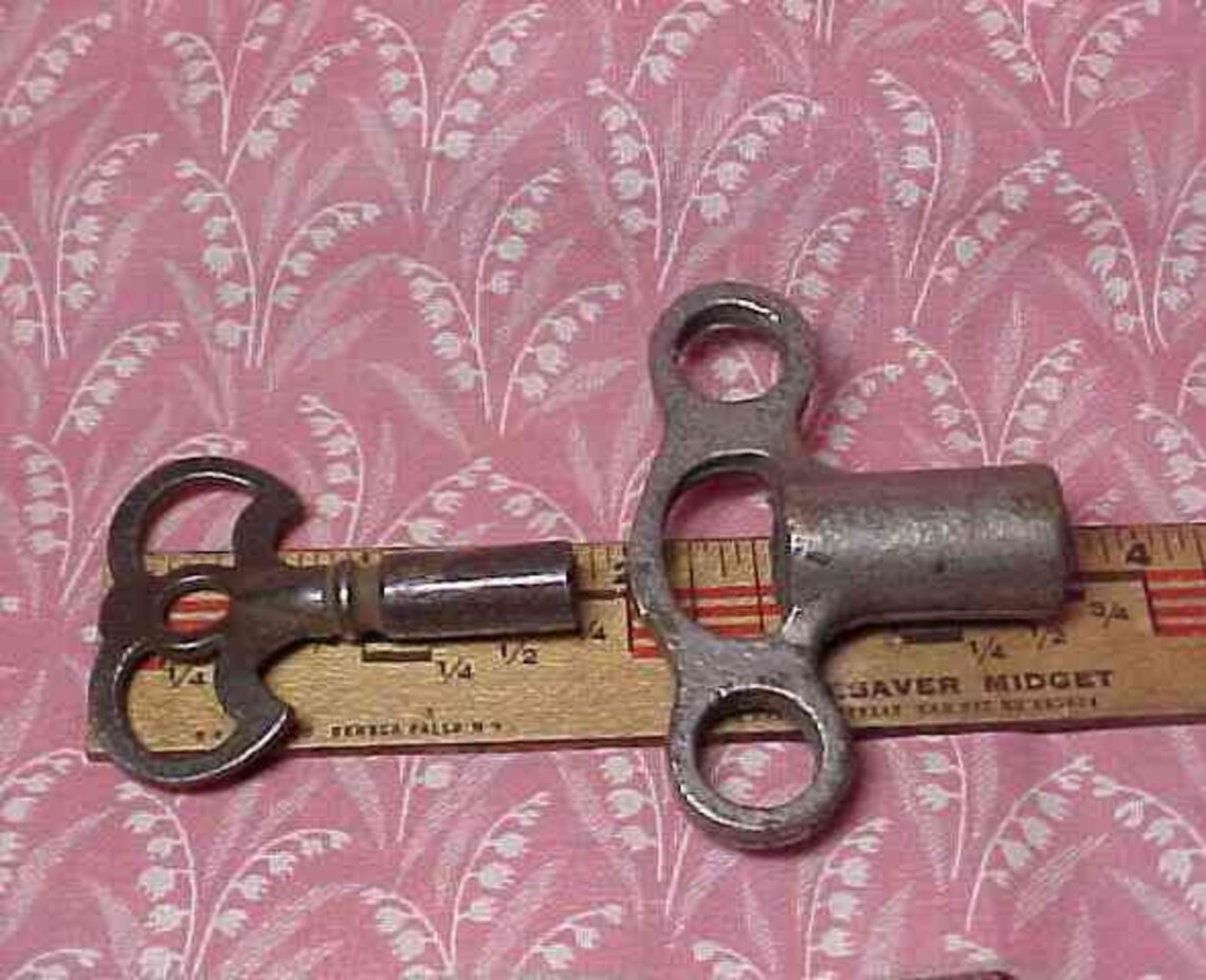 2 Vintage Steel Clock Winding Keys Square hole end Keys Etsy