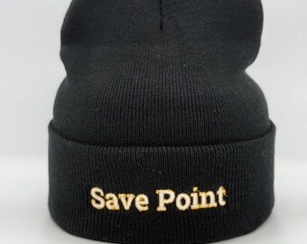 Save Point Beanie – Gamer Bestickter Hut – Retro Gaming Accessoire
