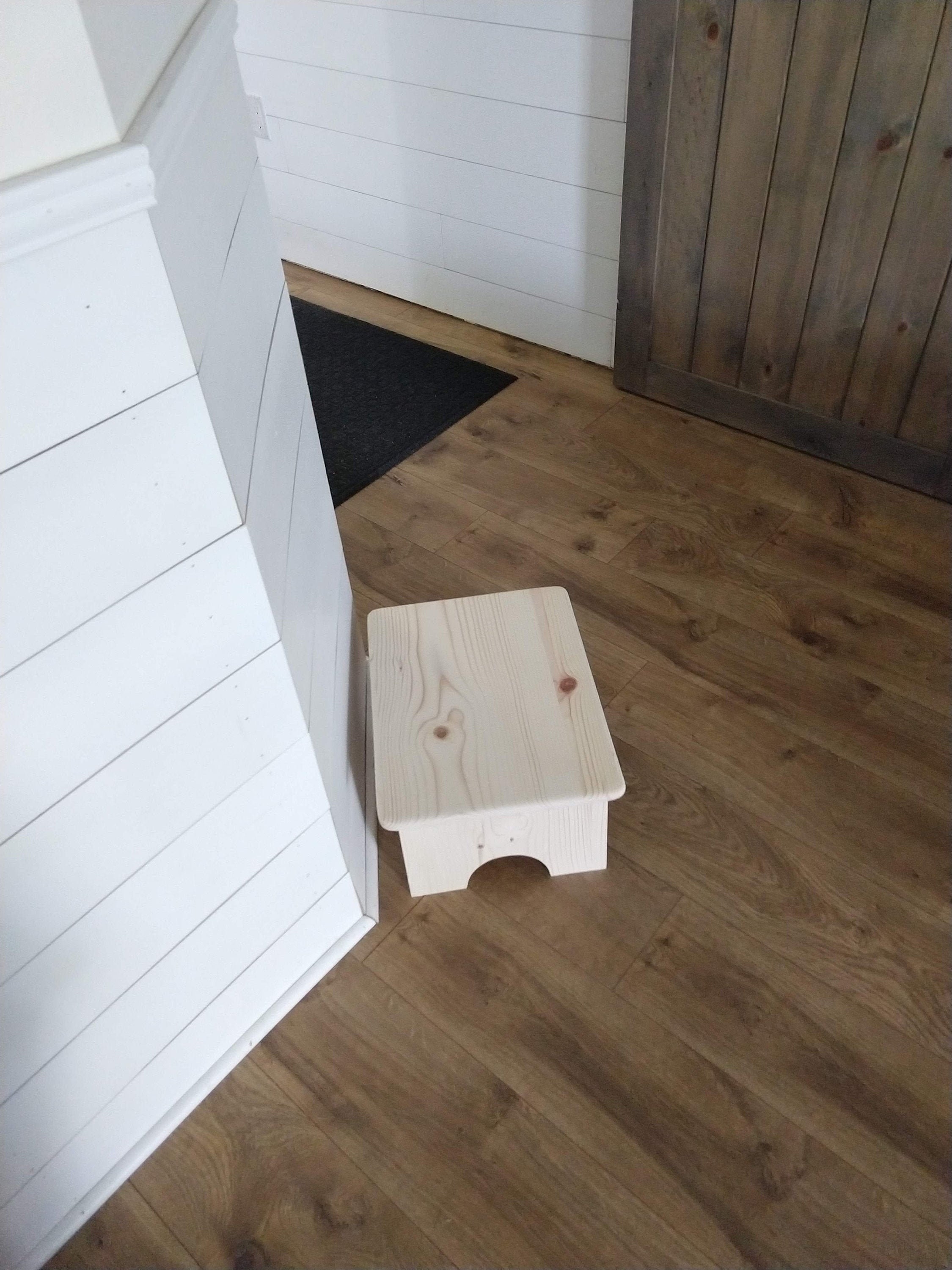 pine step stool