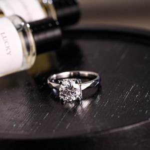 Solid Gold Round Cut Moissanite Engagement Ring, Proposal Ring, Promise Ring, Wedding Ring, Anniversary Gift Birthday Gift for Women Wife