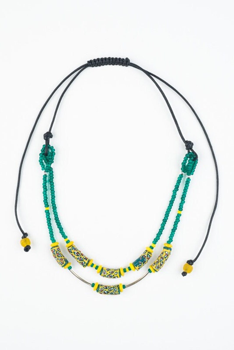 Double-stranded recycled glass and sterling necklace afbeelding 1