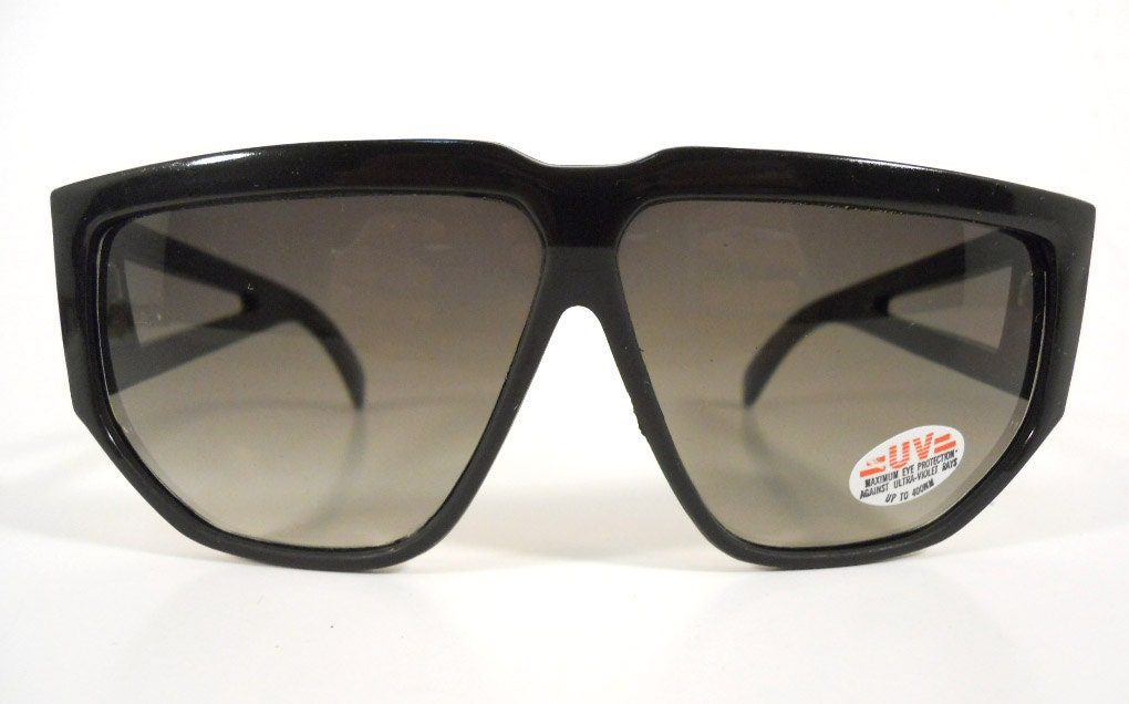 Kim jong sales il sunglasses