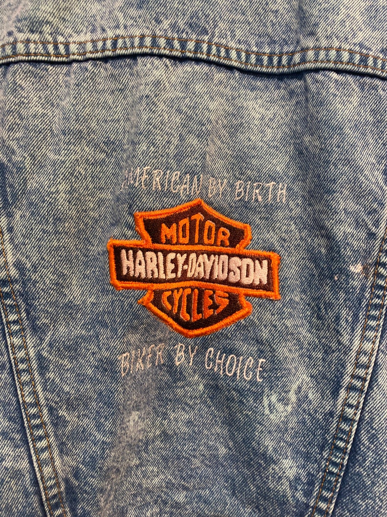 Vintage LEVIS Acid Wash Harley Davidson Embroidered Denim Jean Vest Biker Nude Woman Eagle Rider image 6