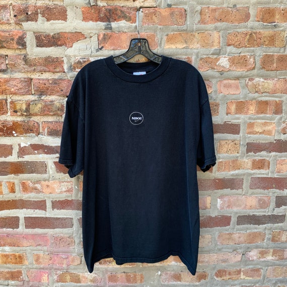 Vintage 90s NIKE Swosh Centre logo T-Shirt Size XL