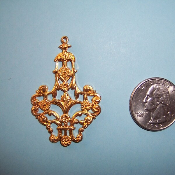 Vintage Victorian Design, Open Work Brass Centerpiece, Swags, Flowers, 1 pcs.